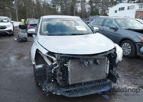 2014 Nissan Altima 2.5 Sv z USA, uszkodzony, nr VIN 1N4AL3AP1EC292763